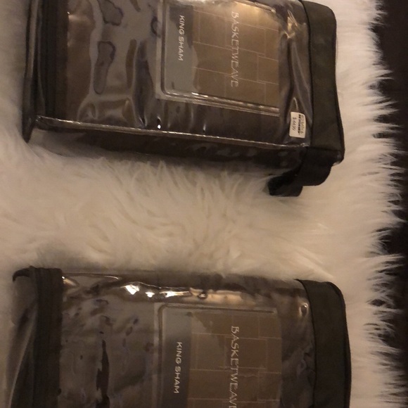 4 King size pillow Shams - Picture 4 of 4